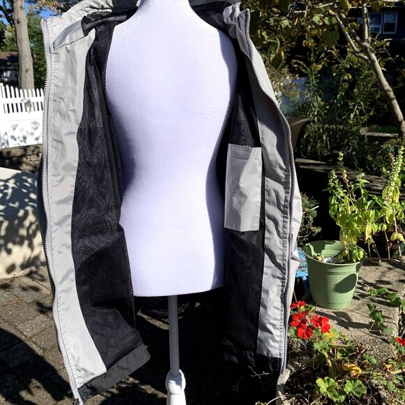 US POLO ASSN. Men's Windbreaker Hooded Jacket - Picture 7 of 14